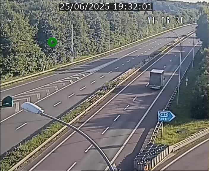 <h2>Traffic live webcam Luxembourg Grevenmacher - A1 direction Luxembourg - BK 30.1</h2>