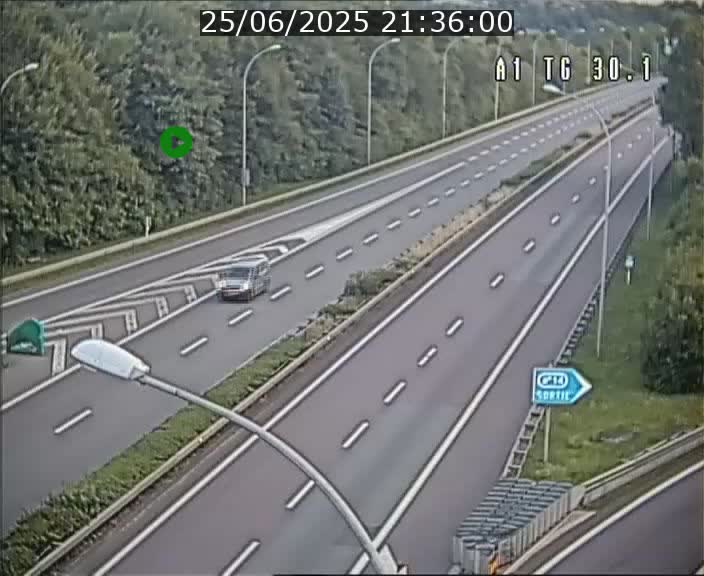 <h2>Traffic live webcam Luxembourg Grevenmacher - A1 direction Luxembourg - BK 30.1</h2>