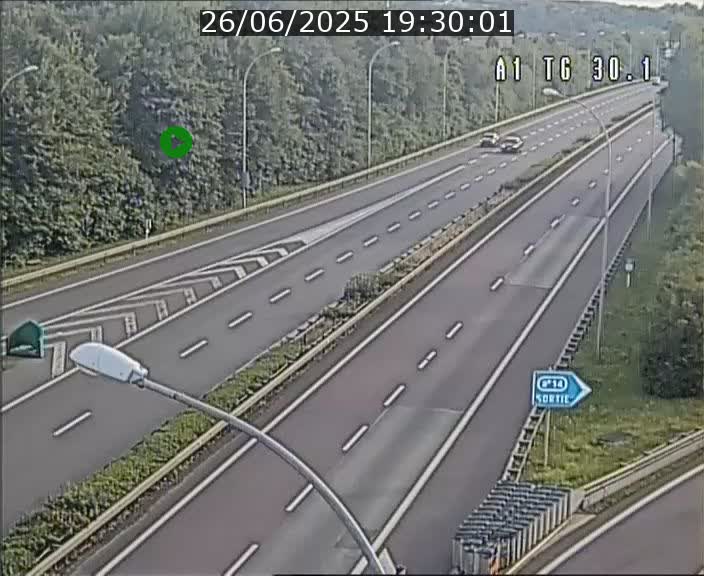 <h2>Traffic live webcam Luxembourg Grevenmacher - A1 direction Luxembourg - BK 30.1</h2>