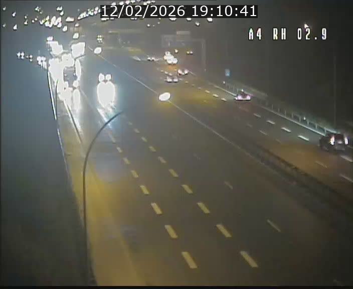 <h2>Webcam traffic A4 Luxembourg - BK 2.9 - Croix de Cessange (direction Luxembourg)</h2>