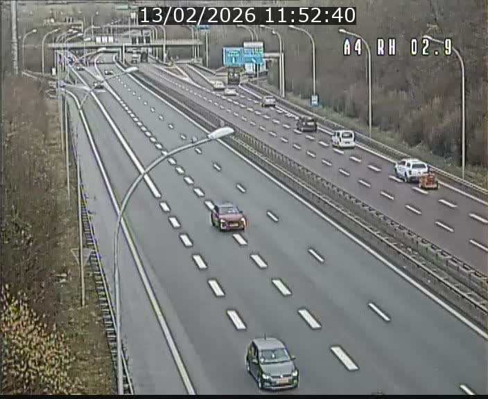 <h2>Webcam traffic A4 Luxembourg - BK 2.9 - Croix de Cessange (direction Luxembourg)</h2>