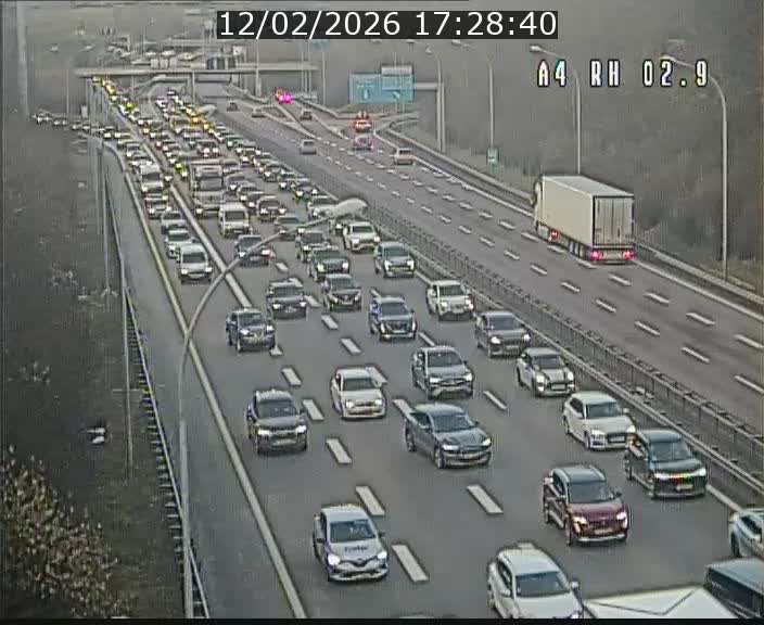 <h2>Webcam traffic A4 Luxembourg - BK 2.9 - Croix de Cessange (direction Luxembourg)</h2>