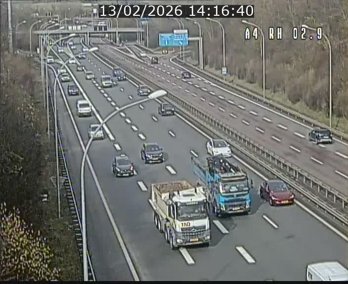 <h2>Webcam traffic A4 Luxembourg - BK 2.9 - Croix de Cessange (direction Luxembourg)</h2>