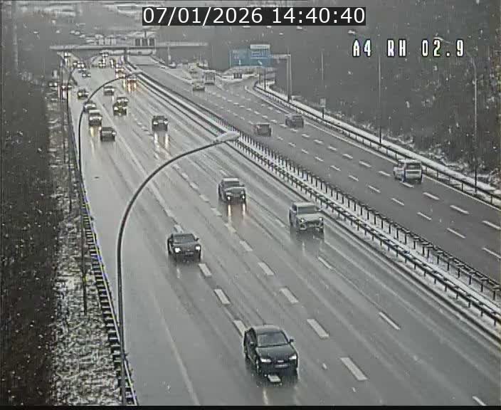<h2>Webcam traffic A4 Luxembourg - BK 2.9 - Croix de Cessange (direction Luxembourg)</h2>