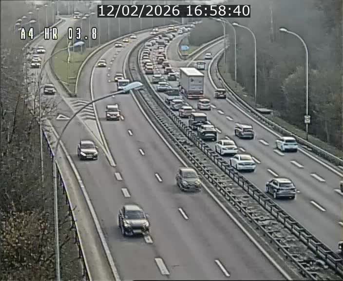 <h2>Webcam traffic A4 Luxembourg - BK 3.8 - Leudelange (direction Esch sur Alzette)</h2>