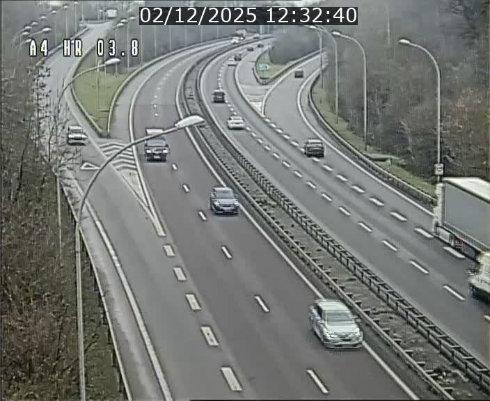 <h2>Webcam traffic A4 Luxembourg - BK 3.8 - Leudelange (direction Esch sur Alzette)</h2>