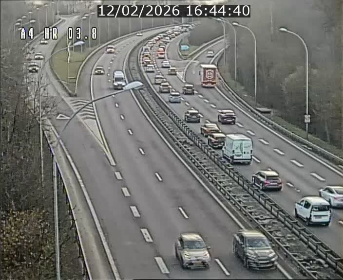 <h2>Webcam traffic A4 Luxembourg - BK 3.8 - Leudelange (direction Esch sur Alzette)</h2>