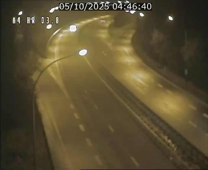 <h2>Webcam traffic A4 Luxembourg - BK 3.8 - Leudelange (direction Esch sur Alzette)</h2>