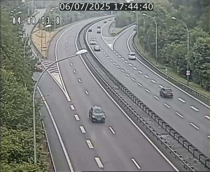 <h2>Webcam traffic A4 Luxembourg - BK 3.8 - Leudelange (direction Esch sur Alzette)</h2>