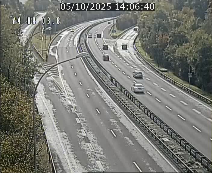<h2>Webcam traffic A4 Luxembourg - BK 3.8 - Leudelange (direction Esch sur Alzette)</h2>