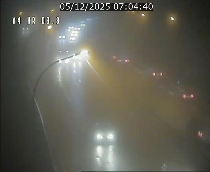 <h2>Webcam traffic A4 Luxembourg - BK 3.8 - Leudelange (direction Esch sur Alzette)</h2>