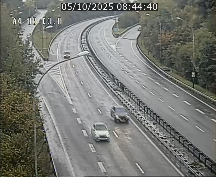 <h2>Webcam traffic A4 Luxembourg - BK 3.8 - Leudelange (direction Esch sur Alzette)</h2>