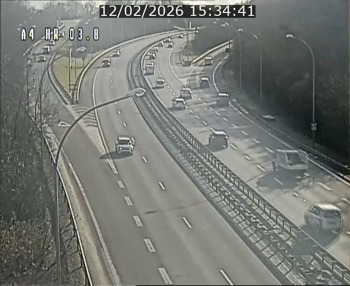 <h2>Webcam traffic A4 Luxembourg - BK 3.8 - Leudelange (direction Esch sur Alzette)</h2>
