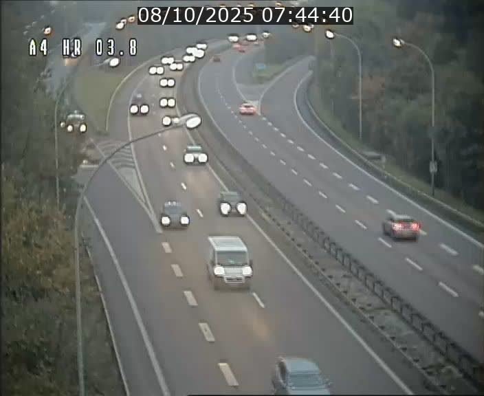 <h2>Webcam traffic A4 Luxembourg - BK 3.8 - Leudelange (direction Esch sur Alzette)</h2>