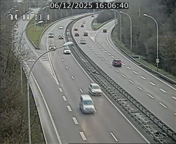<h2>Webcam traffic A4 Luxembourg - BK 3.8 - Leudelange (direction Esch sur Alzette)</h2>