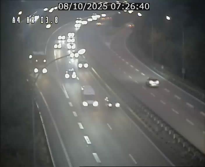 <h2>Webcam traffic A4 Luxembourg - BK 3.8 - Leudelange (direction Esch sur Alzette)</h2>