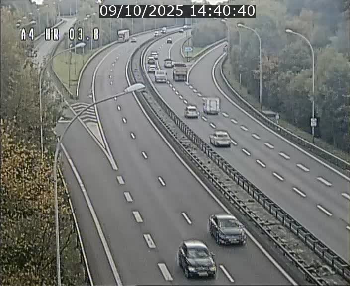 <h2>Webcam traffic A4 Luxembourg - BK 3.8 - Leudelange (direction Esch sur Alzette)</h2>