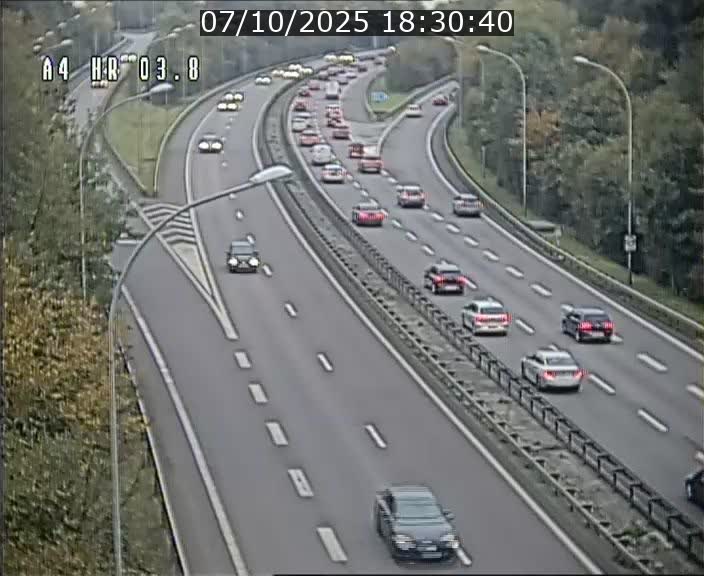 <h2>Webcam traffic A4 Luxembourg - BK 3.8 - Leudelange (direction Esch sur Alzette)</h2>