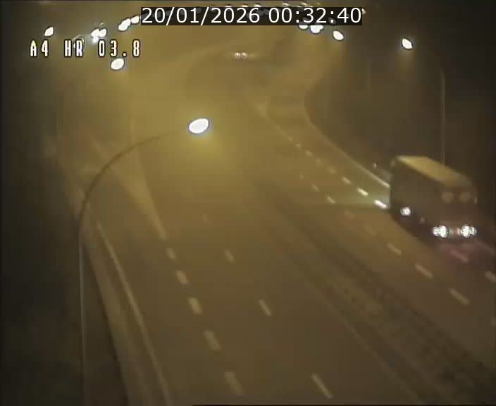 <h2>Webcam traffic A4 Luxembourg - BK 3.8 - Leudelange (direction Esch sur Alzette)</h2>