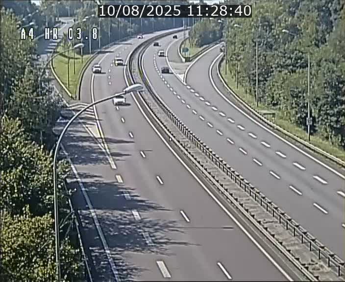 <h2>Webcam traffic A4 Luxembourg - BK 3.8 - Leudelange (direction Esch sur Alzette)</h2>