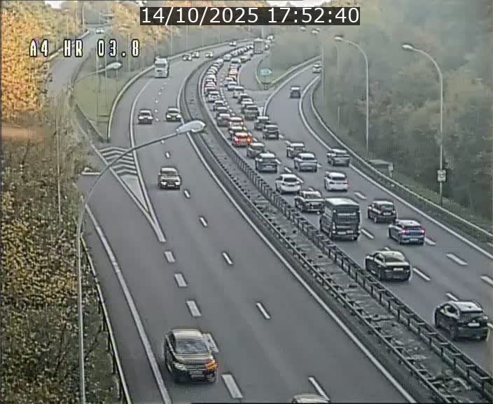 <h2>Webcam traffic A4 Luxembourg - BK 3.8 - Leudelange (direction Esch sur Alzette)</h2>