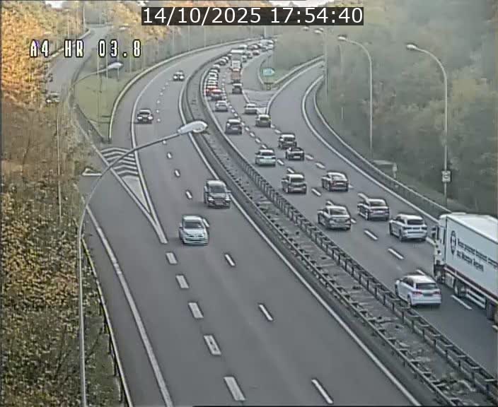 <h2>Webcam traffic A4 Luxembourg - BK 3.8 - Leudelange (direction Esch sur Alzette)</h2>