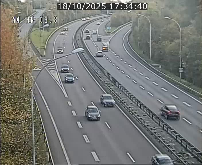 <h2>Webcam traffic A4 Luxembourg - BK 3.8 - Leudelange (direction Esch sur Alzette)</h2>