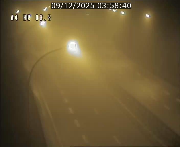 <h2>Webcam traffic A4 Luxembourg - BK 3.8 - Leudelange (direction Esch sur Alzette)</h2>
