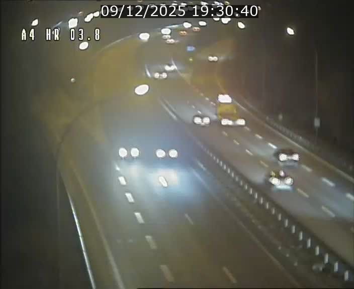 <h2>Webcam traffic A4 Luxembourg - BK 3.8 - Leudelange (direction Esch sur Alzette)</h2>
