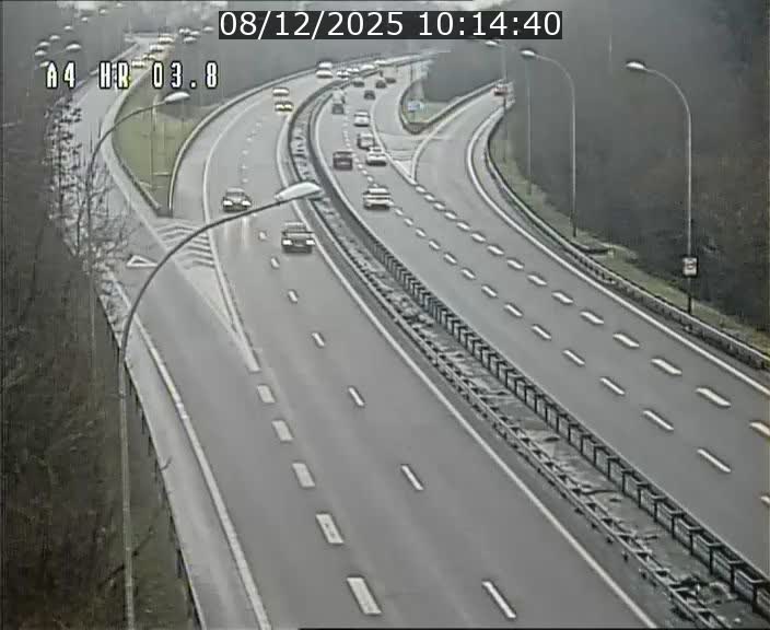 <h2>Webcam traffic A4 Luxembourg - BK 3.8 - Leudelange (direction Esch sur Alzette)</h2>
