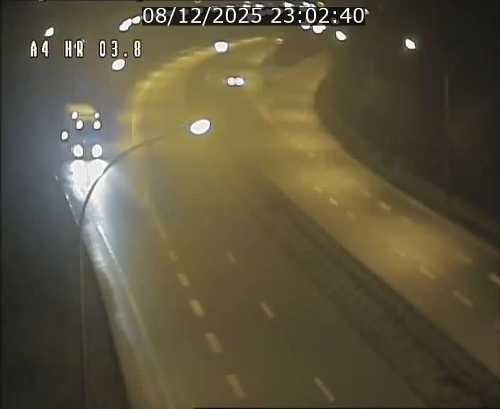 <h2>Webcam traffic A4 Luxembourg - BK 3.8 - Leudelange (direction Esch sur Alzette)</h2>