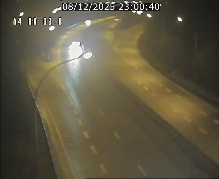<h2>Webcam traffic A4 Luxembourg - BK 3.8 - Leudelange (direction Esch sur Alzette)</h2>