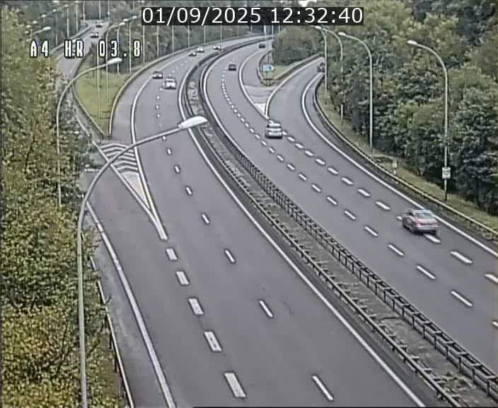 <h2>Webcam traffic A4 Luxembourg - BK 3.8 - Leudelange (direction Esch sur Alzette)</h2>