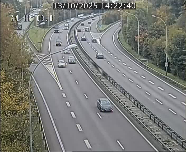 <h2>Webcam traffic A4 Luxembourg - BK 3.8 - Leudelange (direction Esch sur Alzette)</h2>