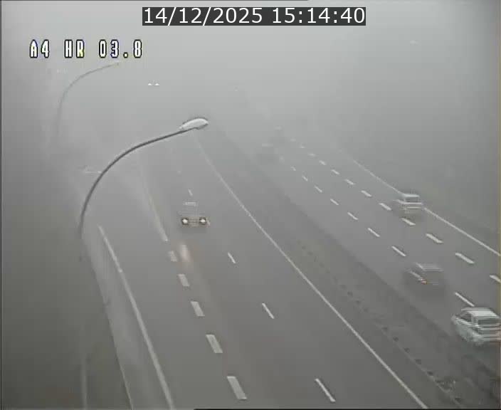 <h2>Webcam traffic A4 Luxembourg - BK 3.8 - Leudelange (direction Esch sur Alzette)</h2>