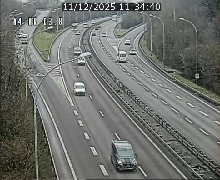 <h2>Webcam traffic A4 Luxembourg - BK 3.8 - Leudelange (direction Esch sur Alzette)</h2>