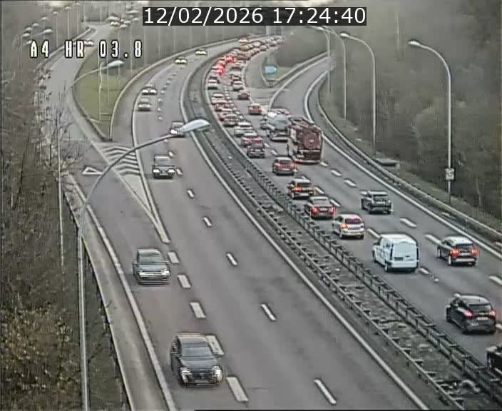 <h2>Webcam traffic A4 Luxembourg - BK 3.8 - Leudelange (direction Esch sur Alzette)</h2>