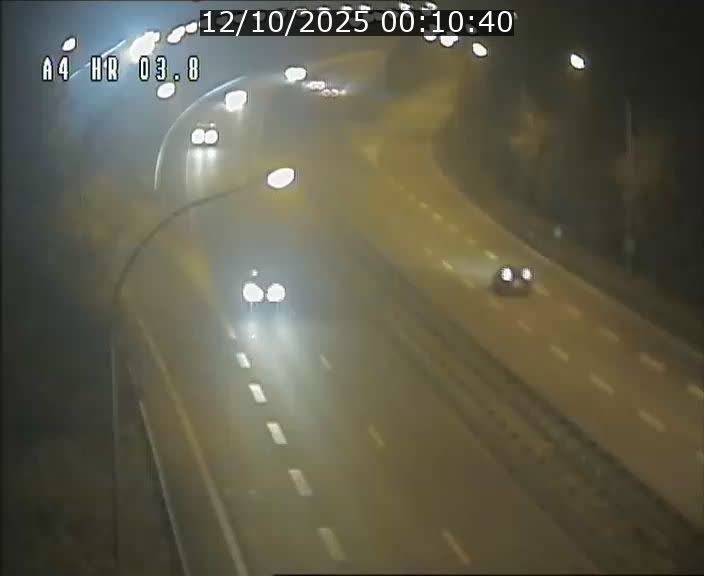 <h2>Webcam traffic A4 Luxembourg - BK 3.8 - Leudelange (direction Esch sur Alzette)</h2>