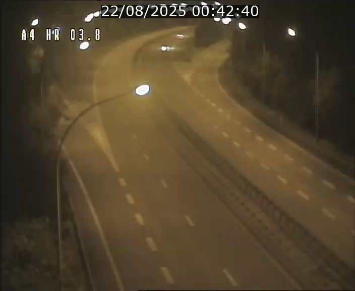 <h2>Webcam traffic A4 Luxembourg - BK 3.8 - Leudelange (direction Esch sur Alzette)</h2>