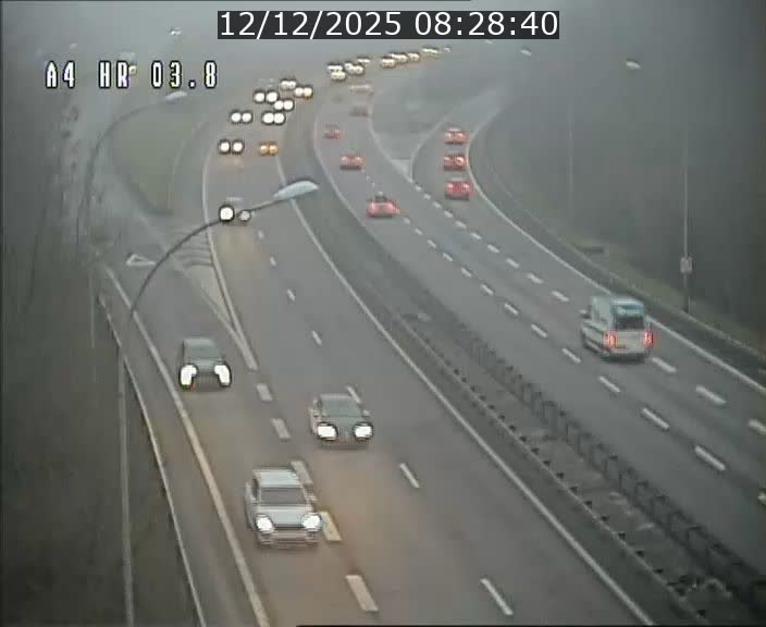 <h2>Webcam traffic A4 Luxembourg - BK 3.8 - Leudelange (direction Esch sur Alzette)</h2>
