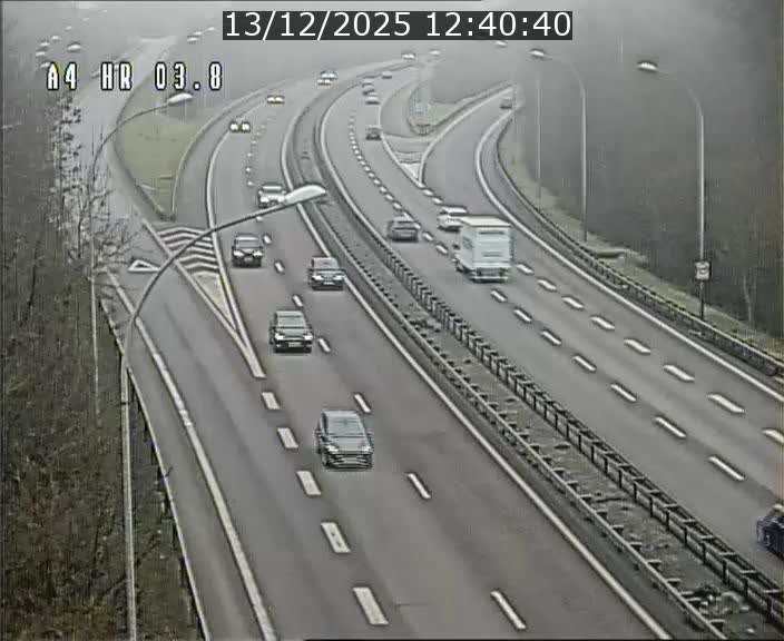 <h2>Webcam traffic A4 Luxembourg - BK 3.8 - Leudelange (direction Esch sur Alzette)</h2>