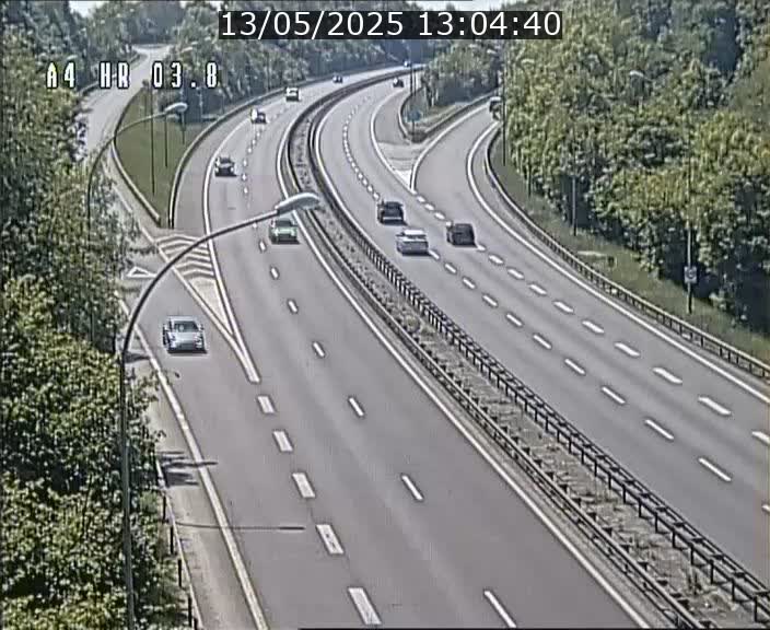 <h2>Webcam traffic A4 Luxembourg - BK 3.8 - Leudelange (direction Esch sur Alzette)</h2>