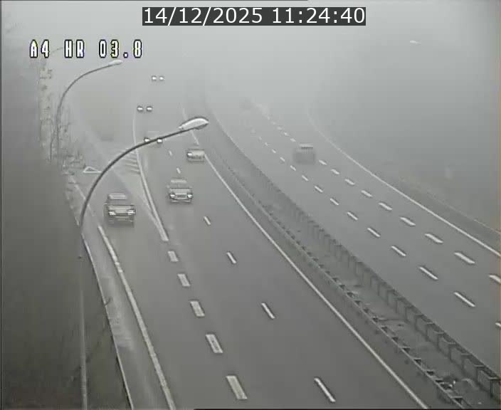 <h2>Webcam traffic A4 Luxembourg - BK 3.8 - Leudelange (direction Esch sur Alzette)</h2>
