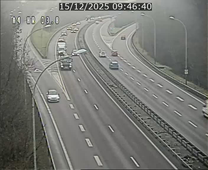 <h2>Webcam traffic A4 Luxembourg - BK 3.8 - Leudelange (direction Esch sur Alzette)</h2>