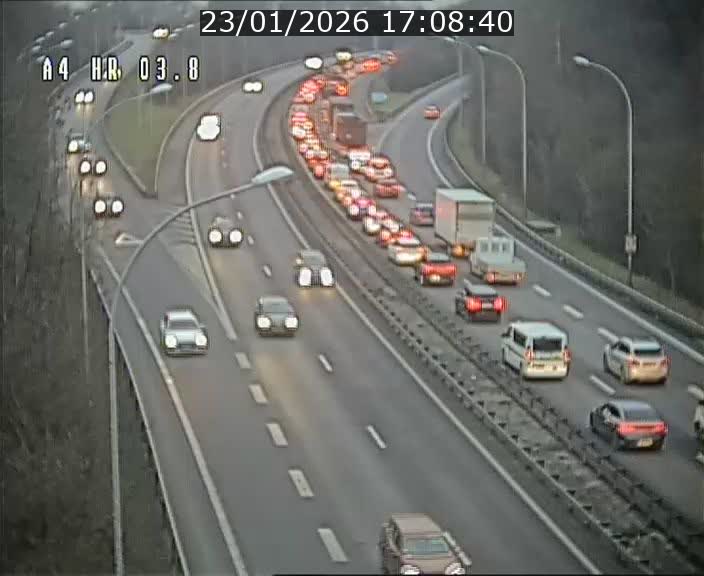 <h2>Webcam traffic A4 Luxembourg - BK 3.8 - Leudelange (direction Esch sur Alzette)</h2>