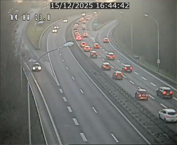 <h2>Webcam traffic A4 Luxembourg - BK 3.8 - Leudelange (direction Esch sur Alzette)</h2>