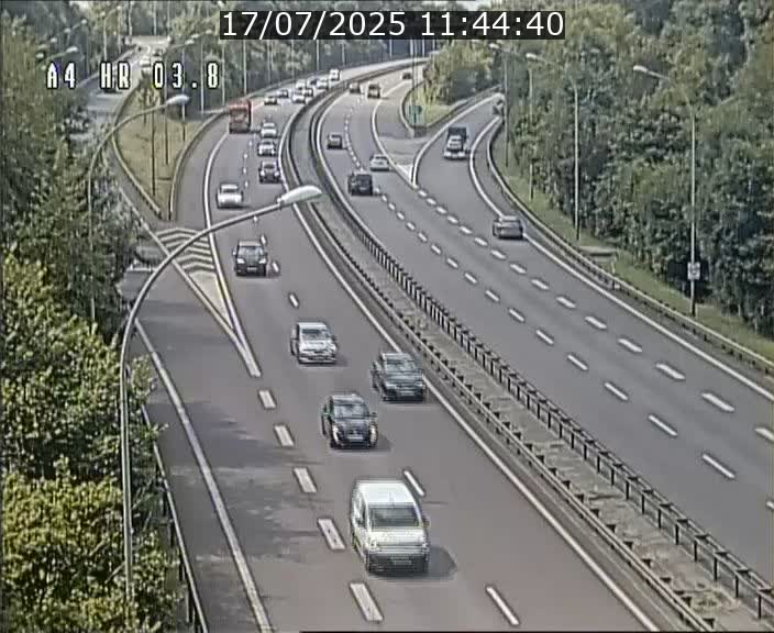 <h2>Webcam traffic A4 Luxembourg - BK 3.8 - Leudelange (direction Esch sur Alzette)</h2>