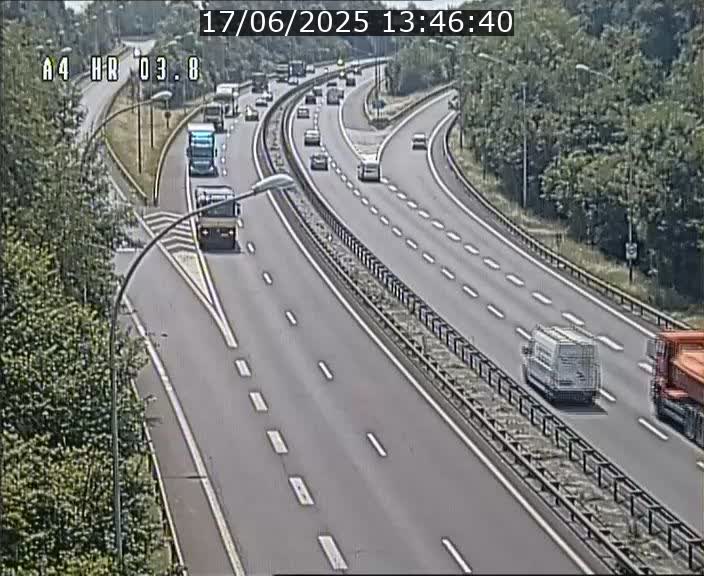 Webcam traffic A4 Luxembourg - BK 3.8 - Leudelange (direction Esch sur Alzette)