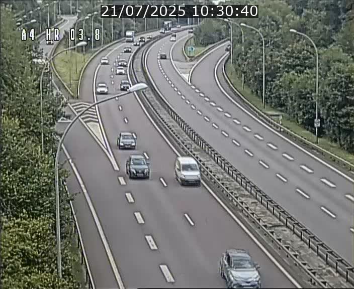 <h2>Webcam traffic A4 Luxembourg - BK 3.8 - Leudelange (direction Esch sur Alzette)</h2>