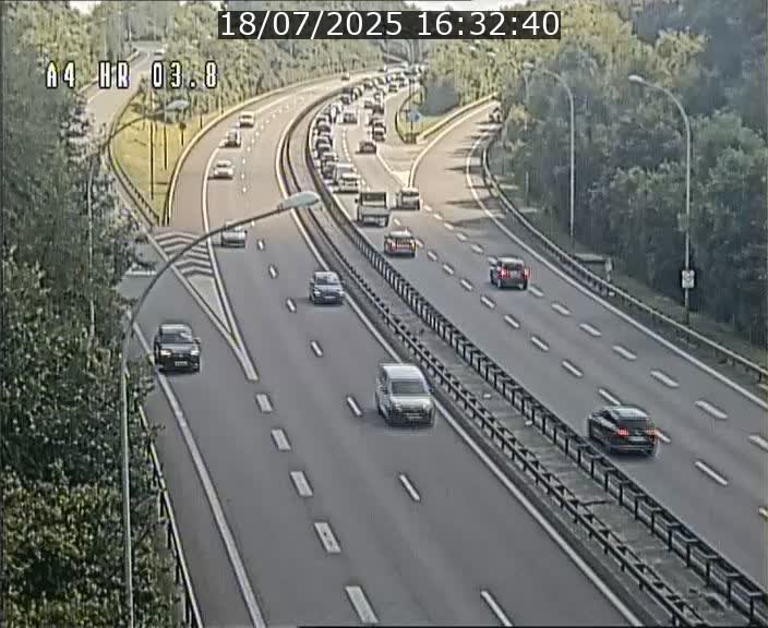 <h2>Webcam traffic A4 Luxembourg - BK 3.8 - Leudelange (direction Esch sur Alzette)</h2>